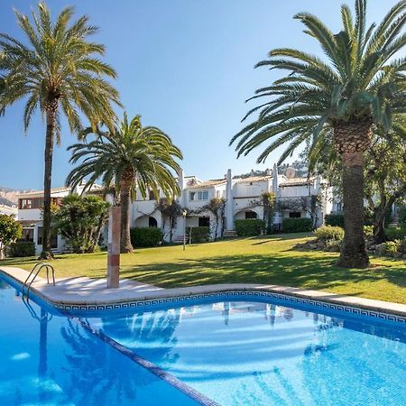 Hola From Helios Villa Muntanya la Sella Bagian luar foto