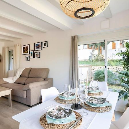 Hola From Helios Villa Muntanya la Sella Bagian luar foto
