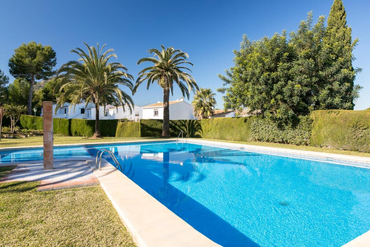 Hola From Helios Villa Muntanya la Sella Bagian luar foto