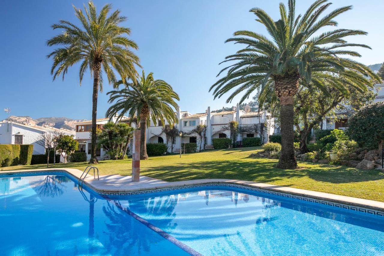 Hola From Helios Villa Muntanya la Sella Bagian luar foto