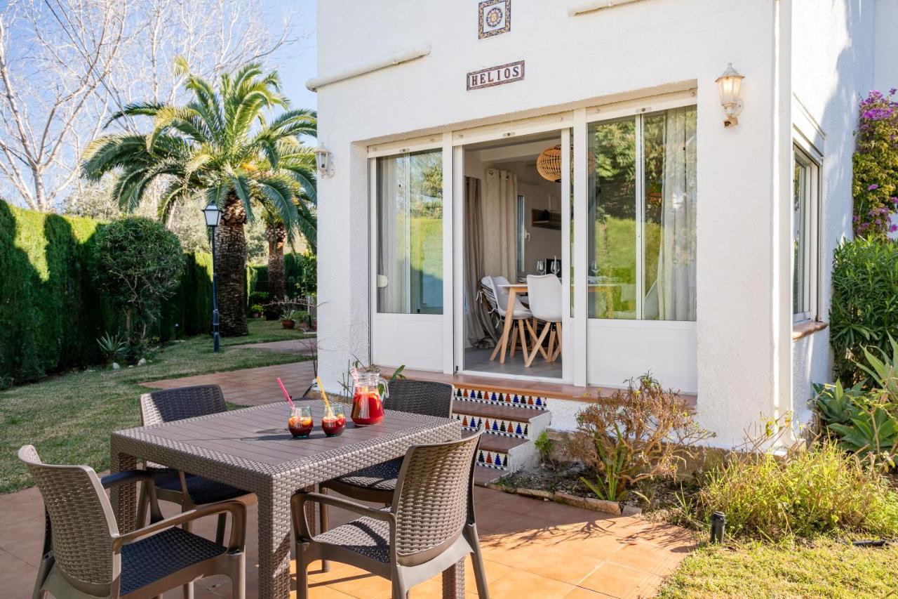 Hola From Helios Villa Muntanya la Sella Bagian luar foto