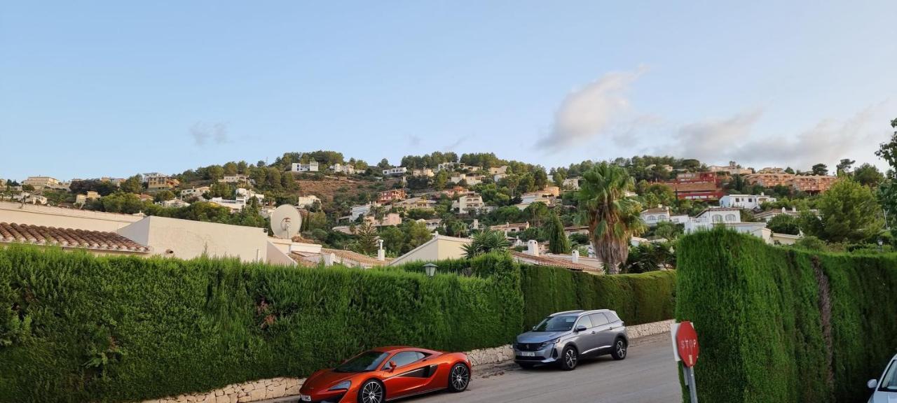 Hola From Helios Villa Muntanya la Sella Bagian luar foto